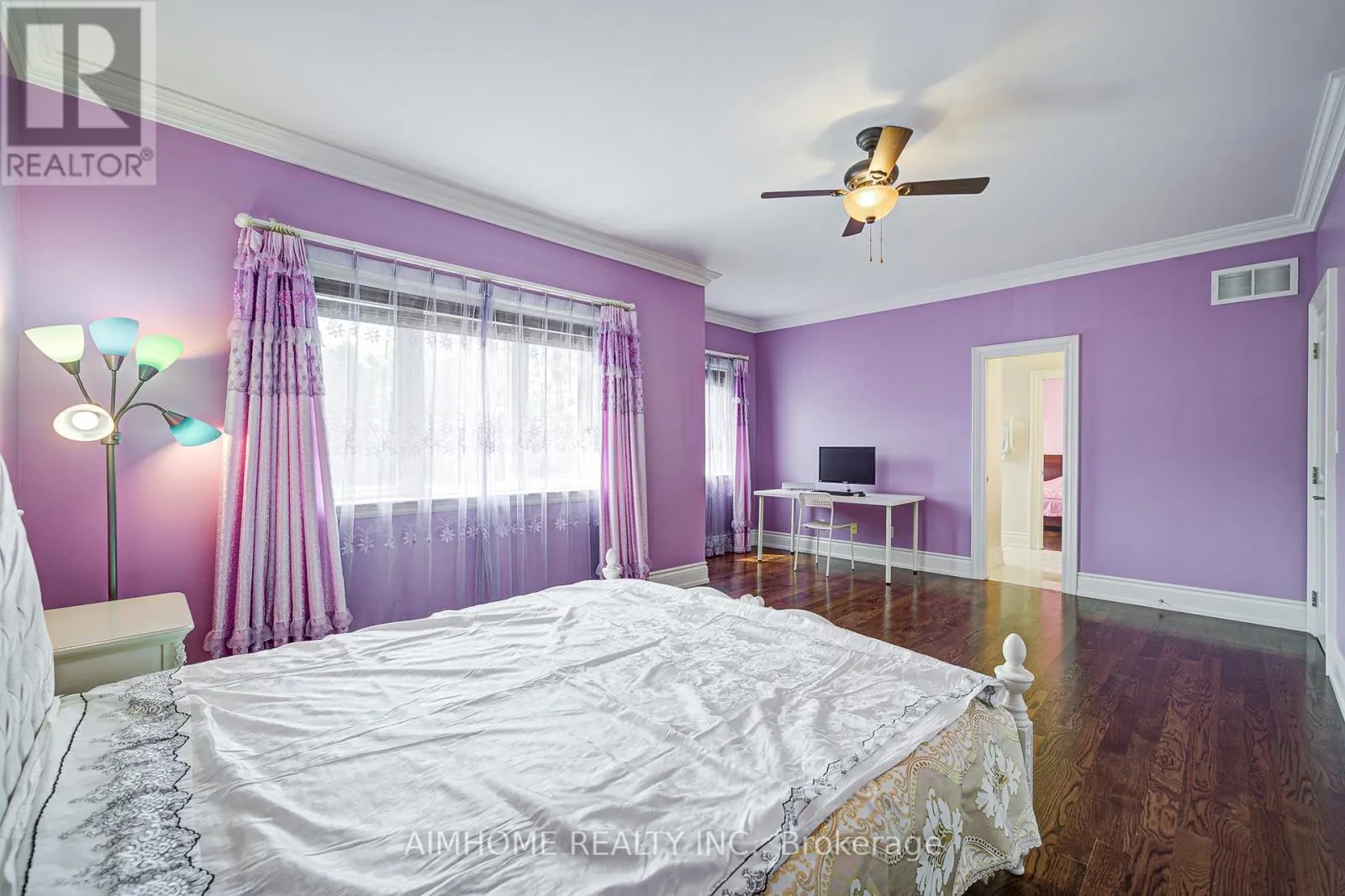 208 FLORANCE AVENUE