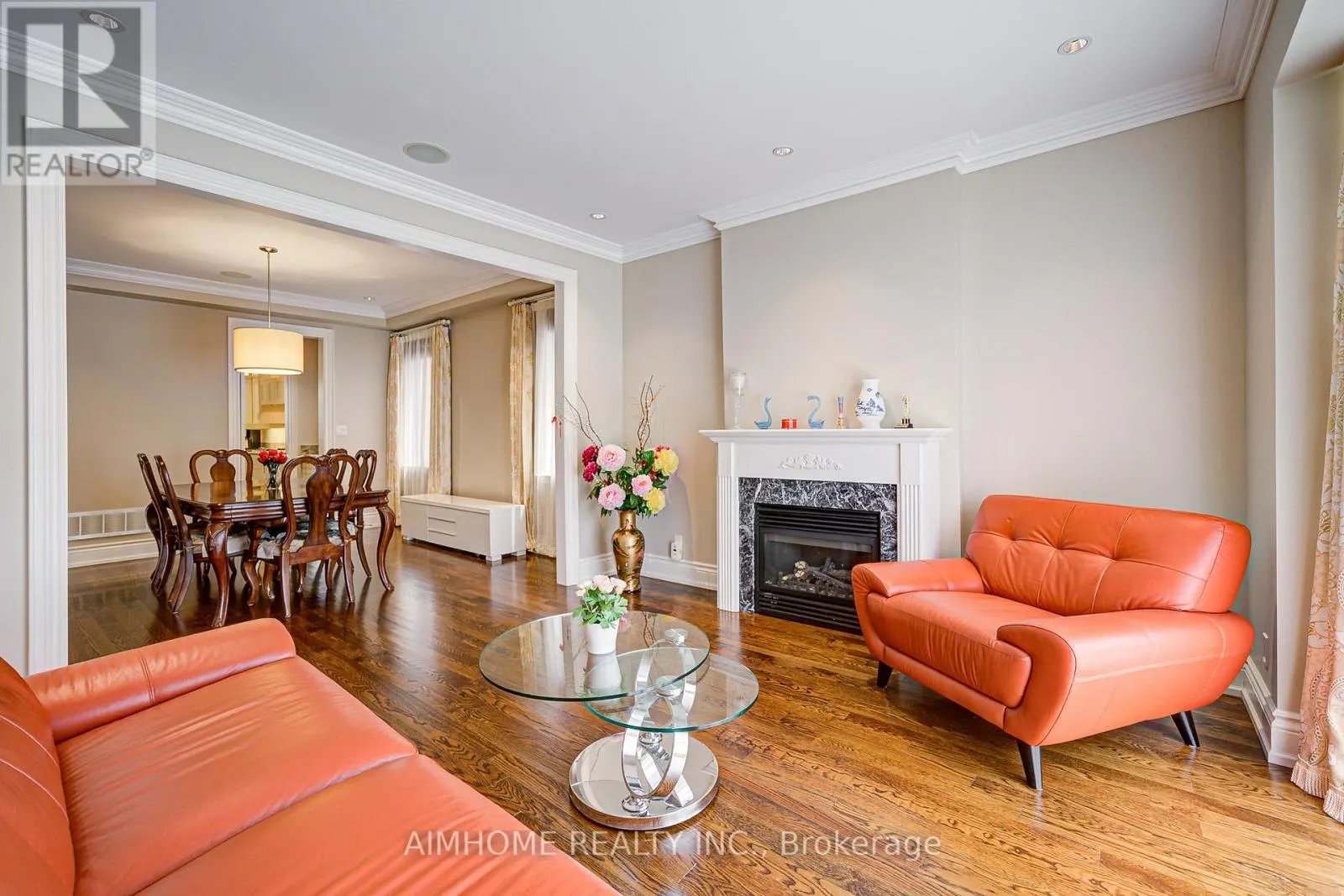 208 FLORANCE AVENUE