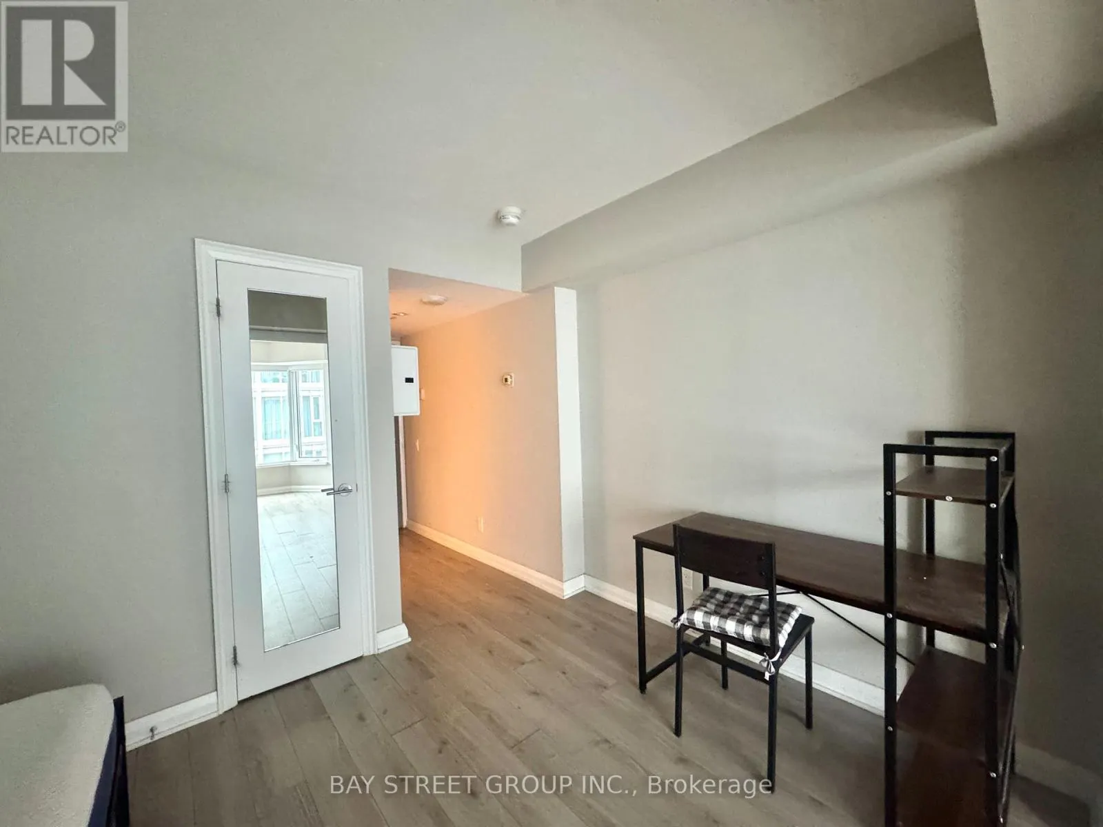 2611 - 155 YORKVILLE AVENUE