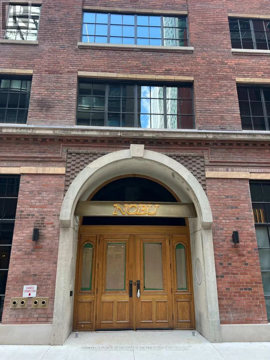 3102 - 15 MERCER STREET