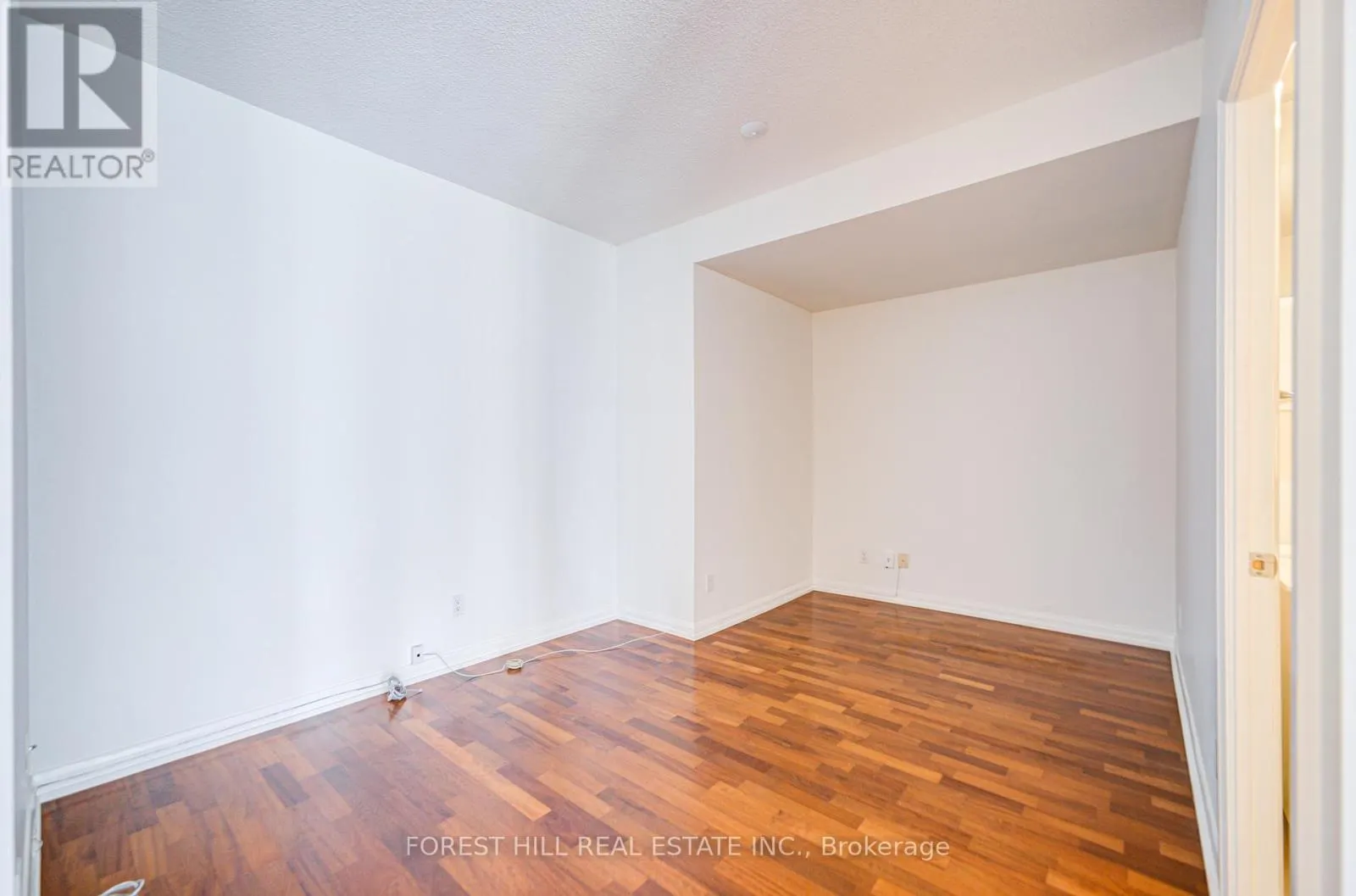 1506 - 111 ELIZABETH STREET