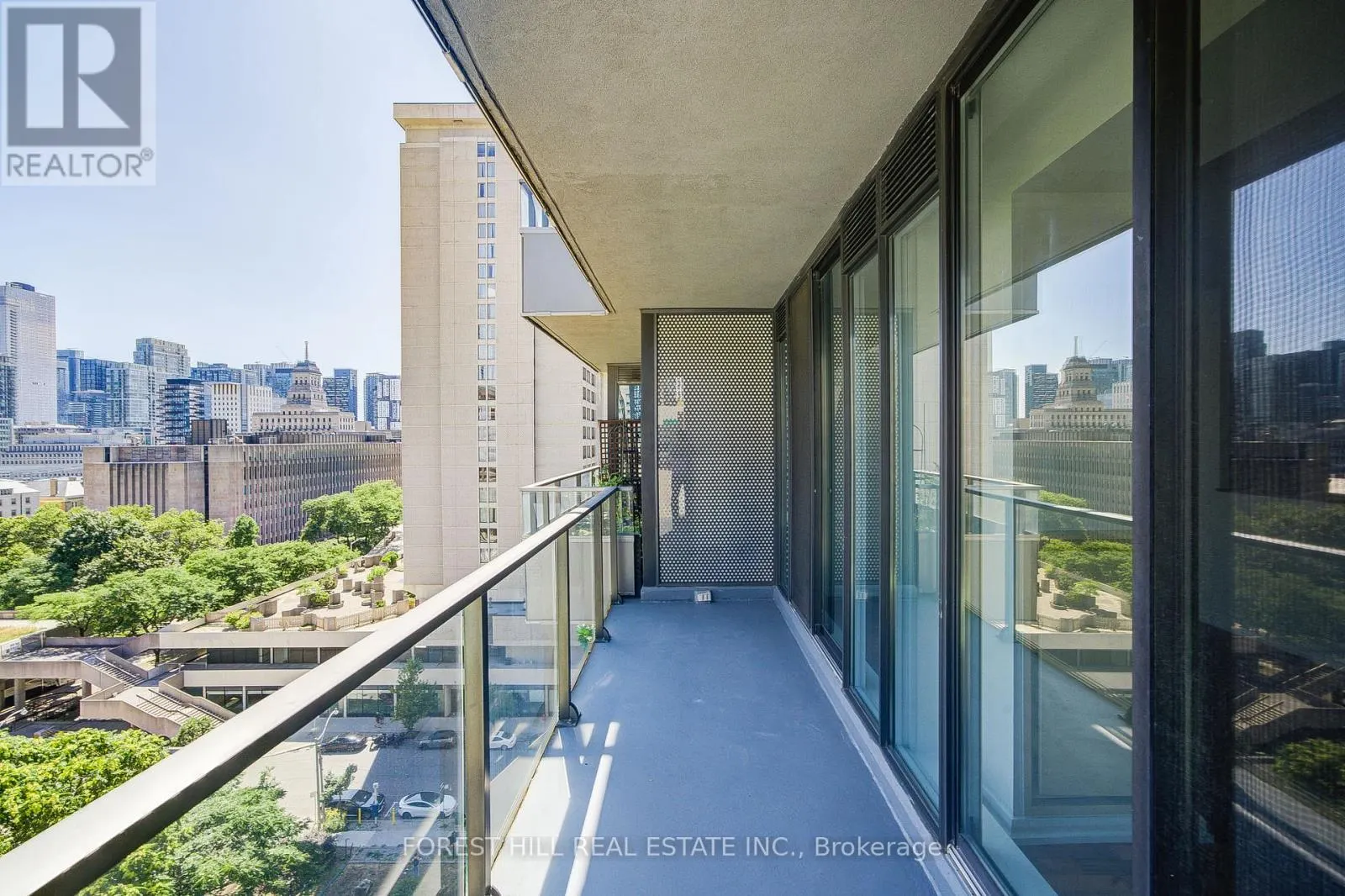 1506 - 111 ELIZABETH STREET