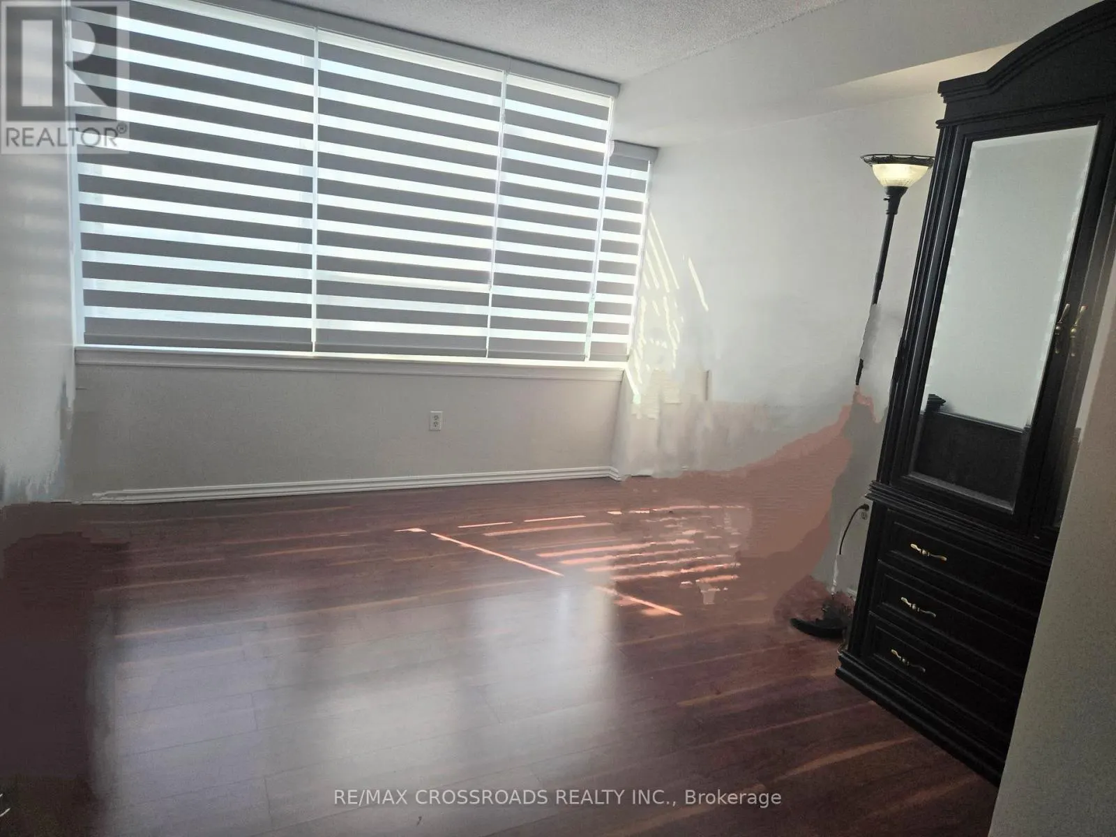 1803 - 55 SKYMARK DRIVE