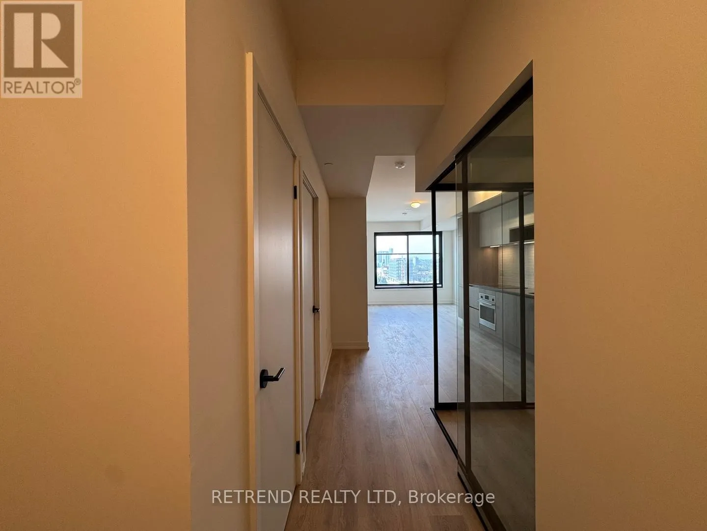 1112 - 181 STERLING ROAD