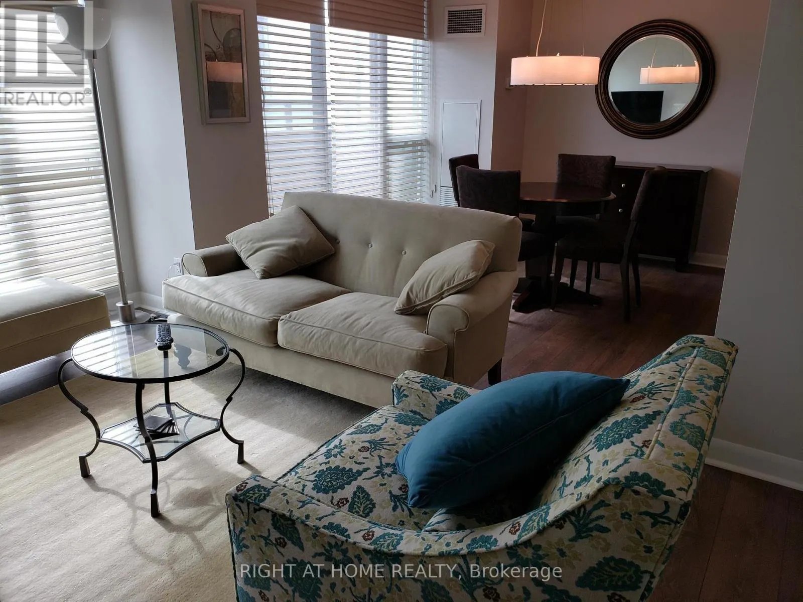 1105 - 525 WILSON AVENUE