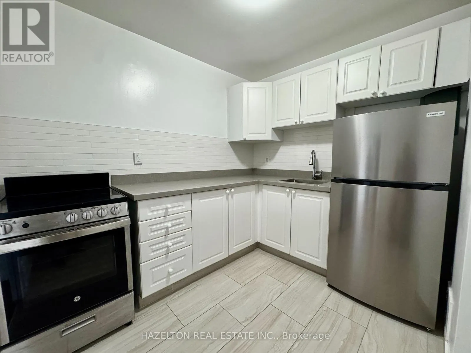 502 - 88 WELLESLEY STREET E
