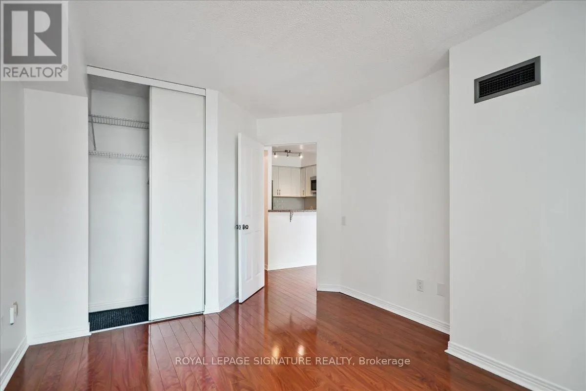 410 - 942 YONGE STREET