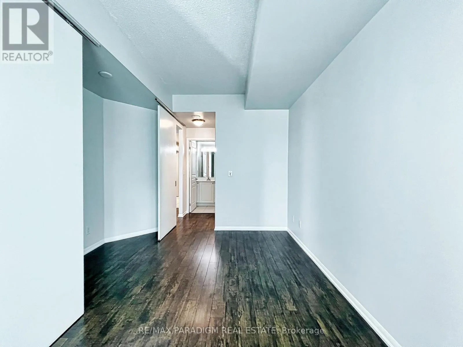 3713 - 18 YONGE STREET