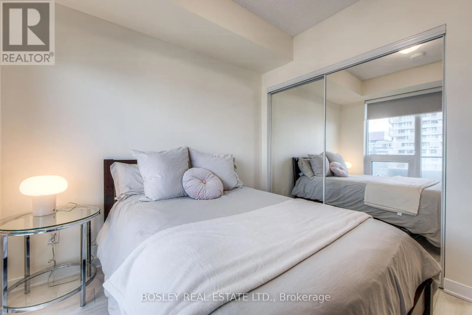 3110 - 2221 YONGE STREET