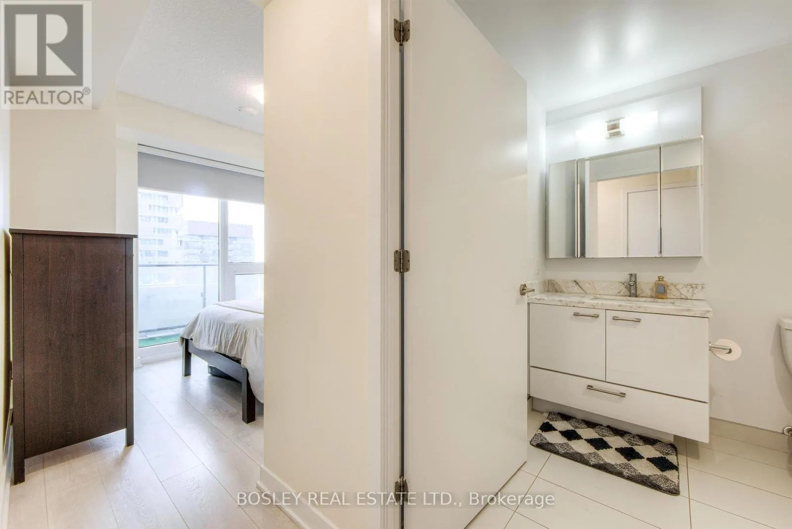 3110 - 2221 YONGE STREET