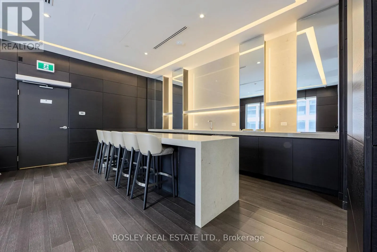3110 - 2221 YONGE STREET