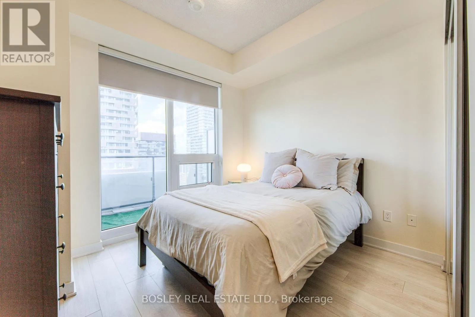 3110 - 2221 YONGE STREET