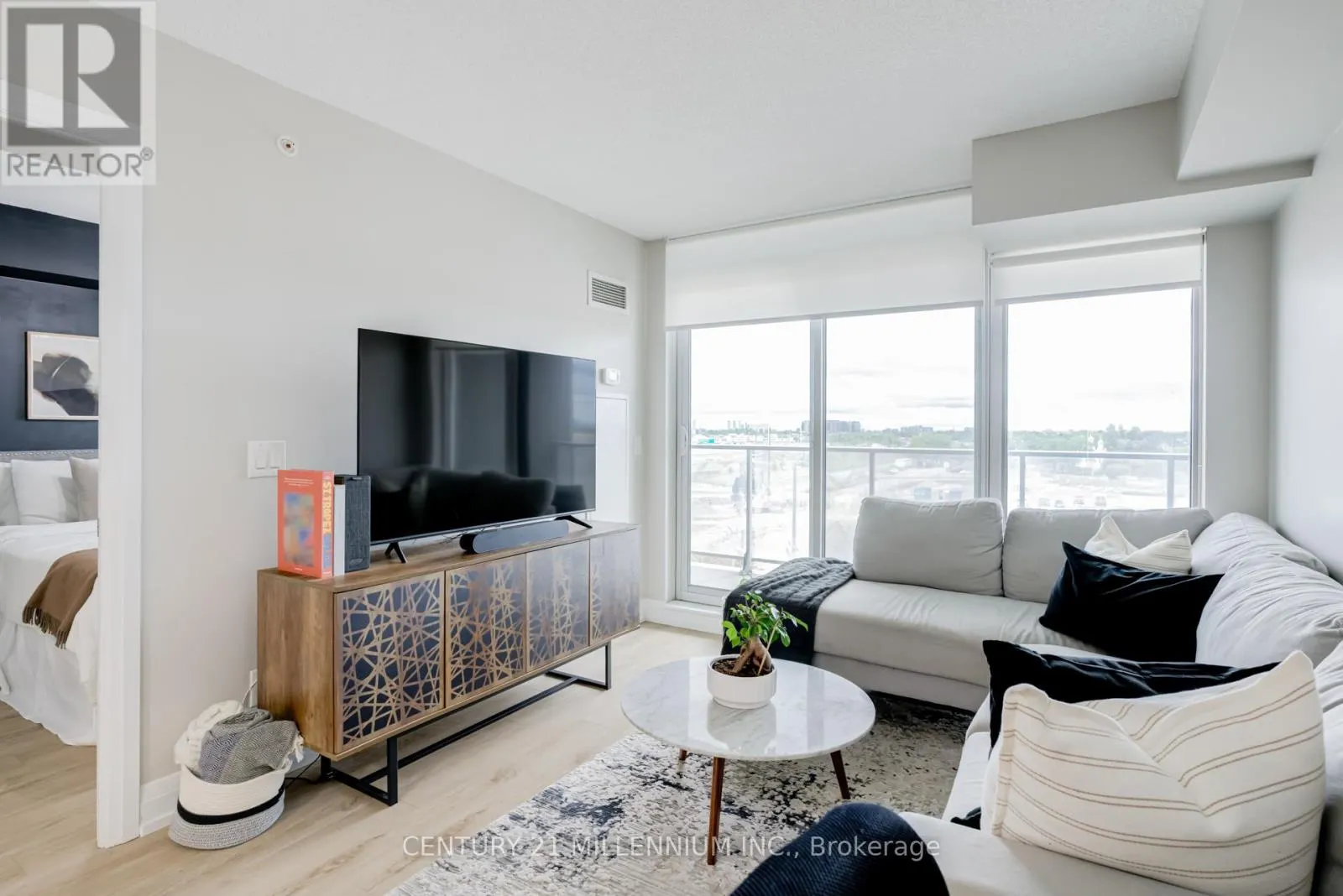 513 - 565 WILSON AVENUE