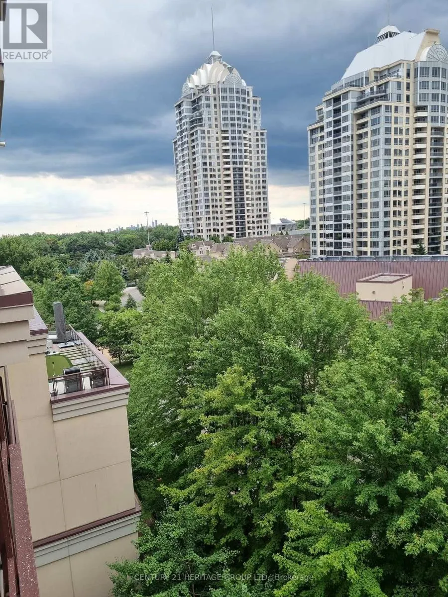 707 - 23 REAN DRIVE