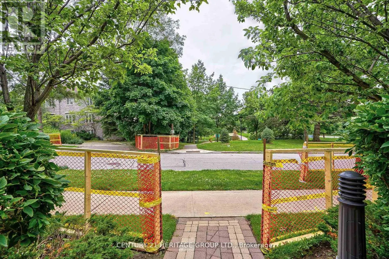 707 - 23 REAN DRIVE
