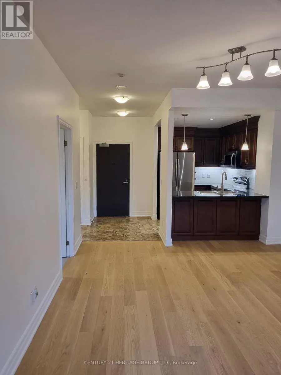 707 - 23 REAN DRIVE