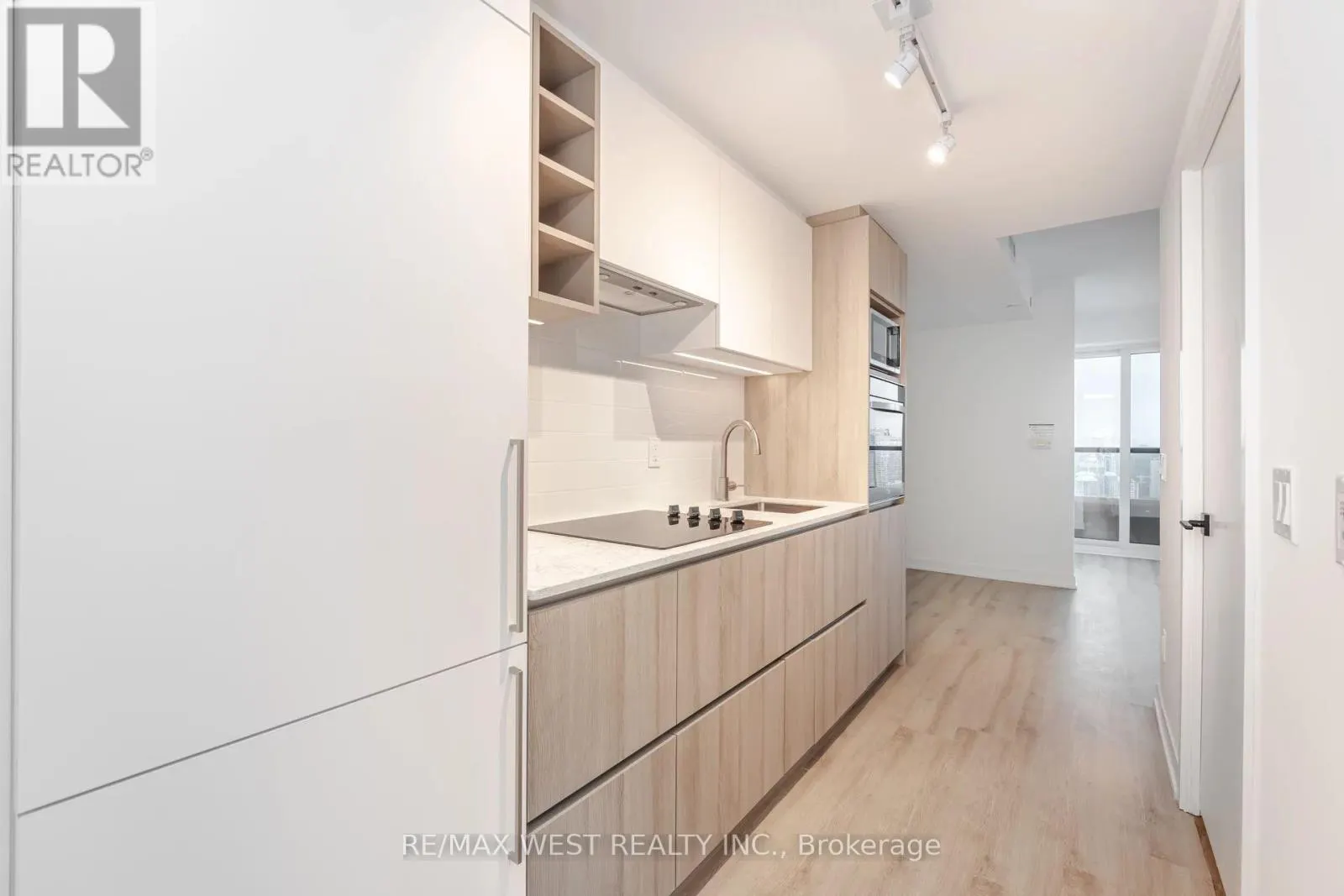 4609 - 319 JARVIS STREET