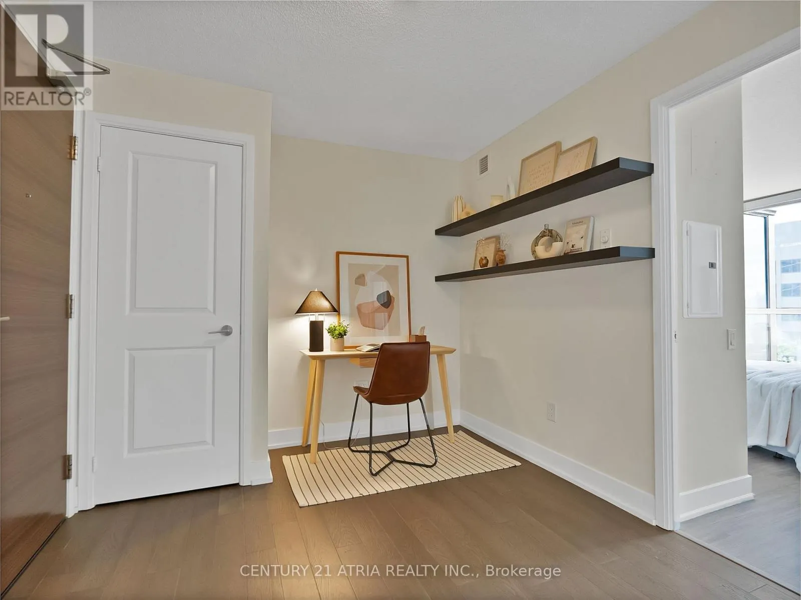 609 - 23 SHEPPARD AVENUE E
