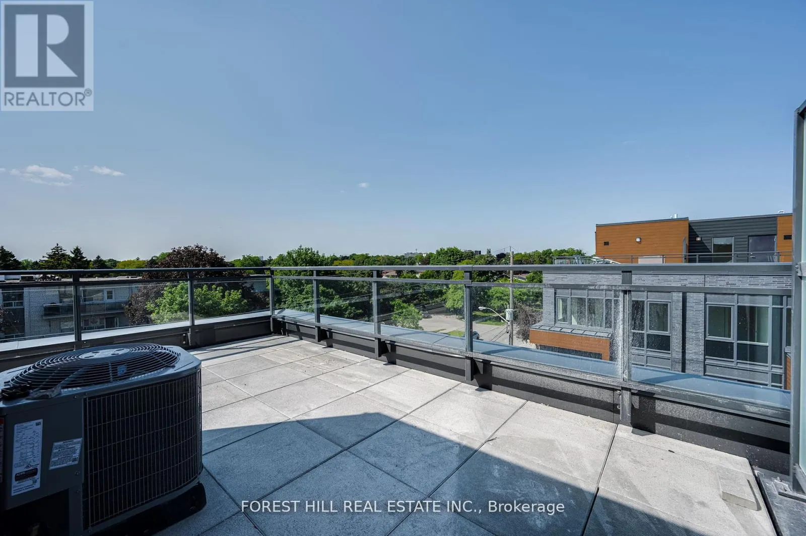 147 - 67 CURLEW DRIVE