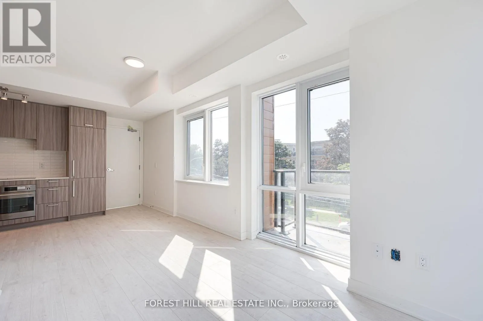 147 - 67 CURLEW DRIVE