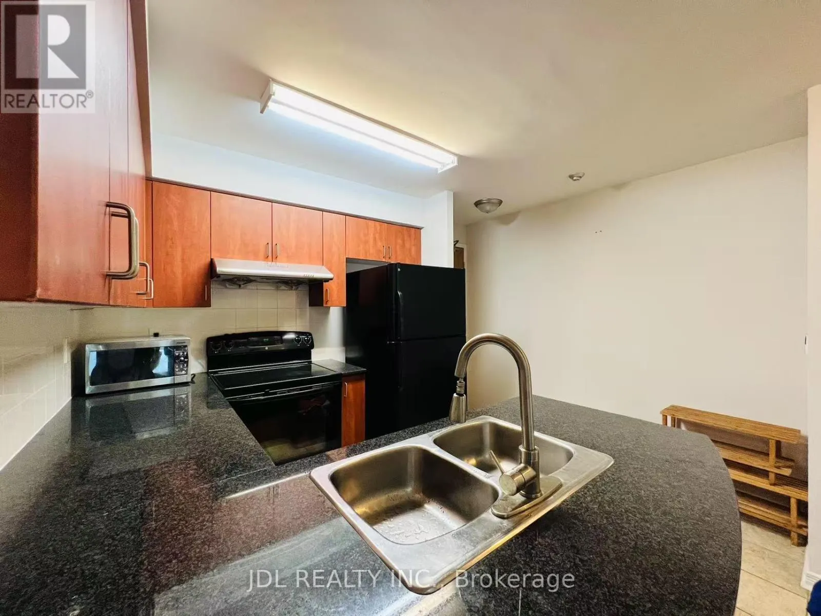 1105 - 5500 YONGE STREET