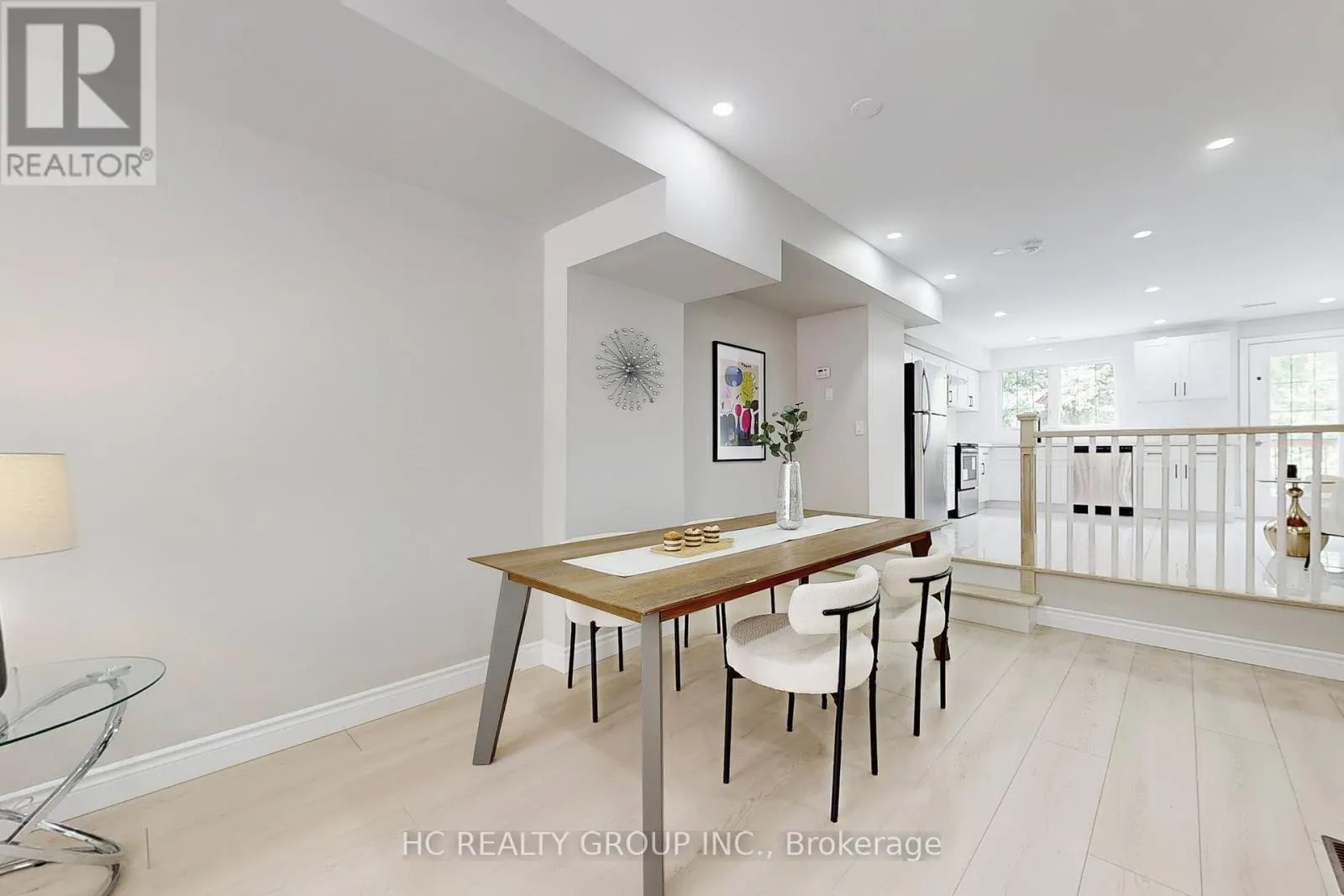 206B FINCH AVENUE W