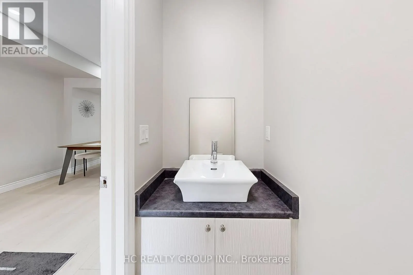 206B FINCH AVENUE W