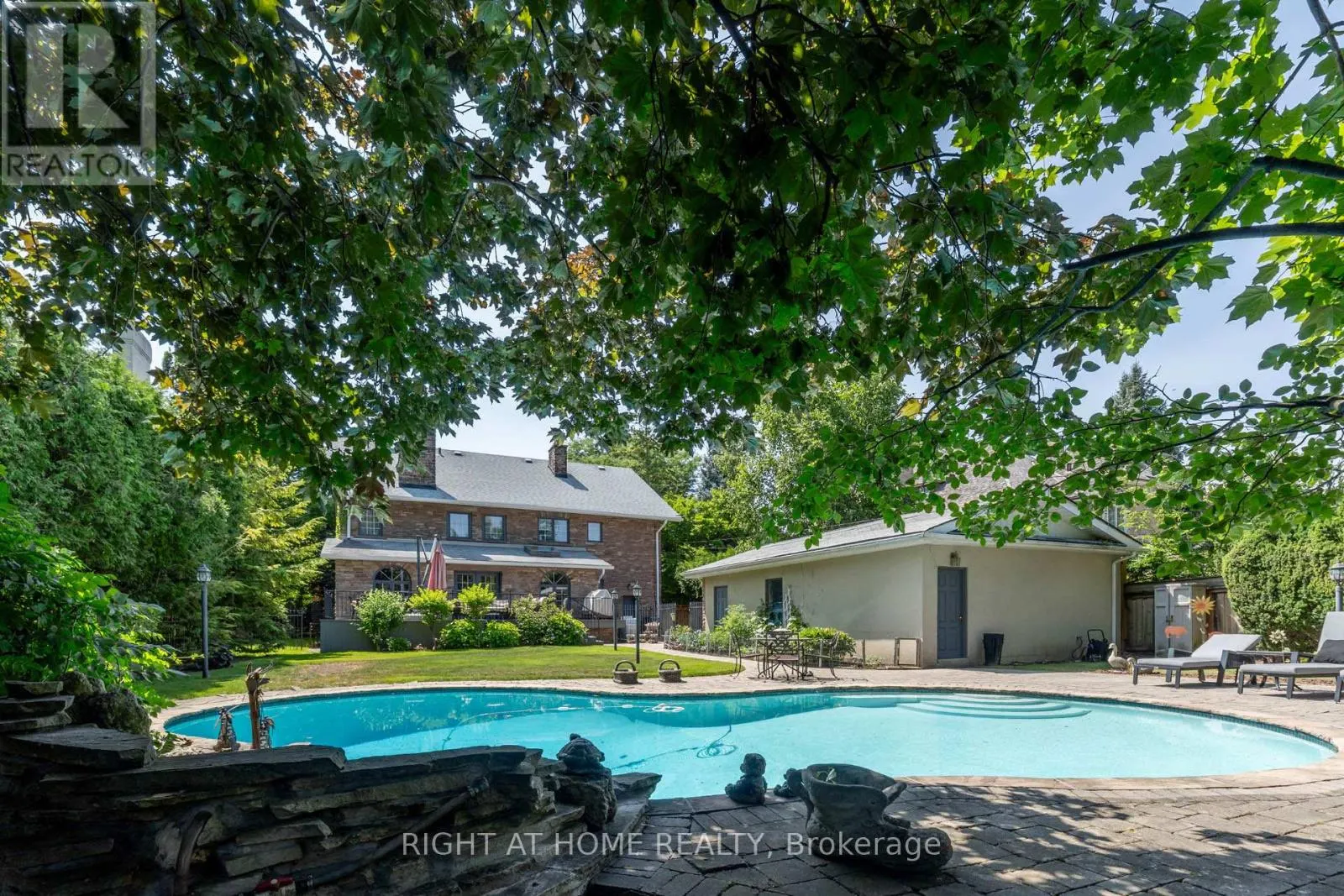 287 RUSSELL HILL ROAD