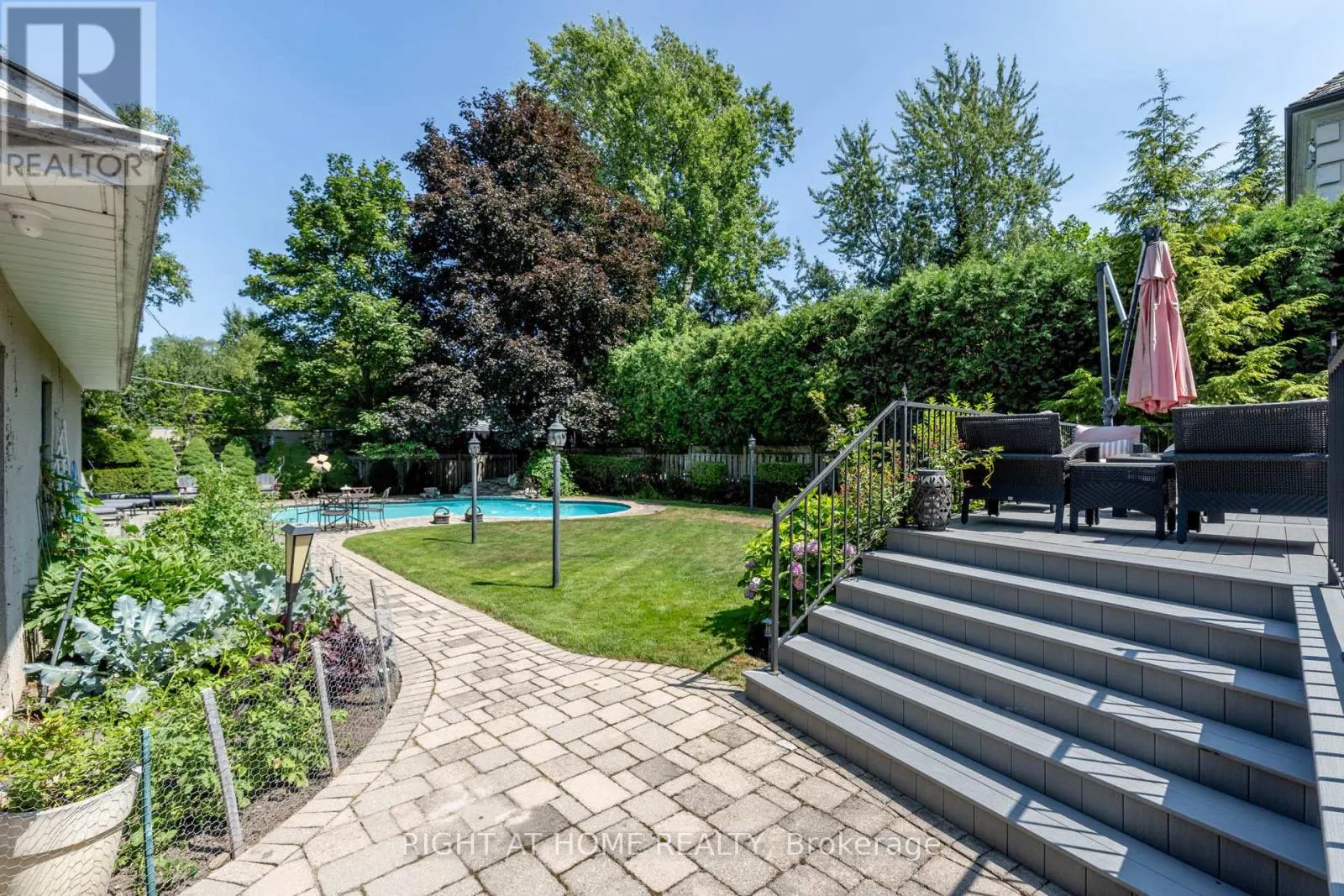 287 RUSSELL HILL ROAD