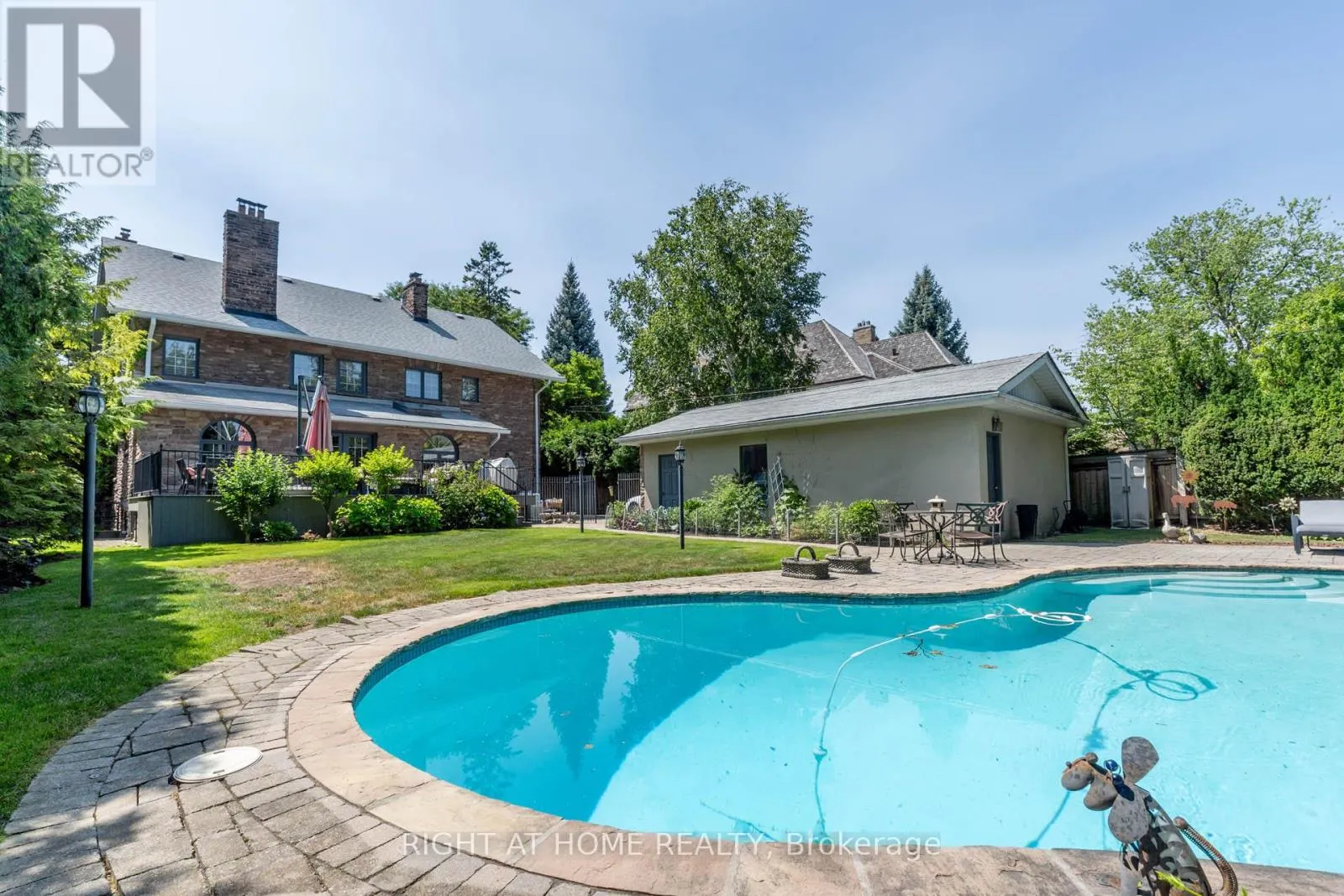 287 RUSSELL HILL ROAD