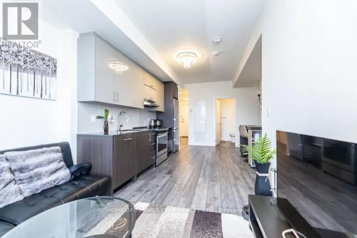 7 - 180 FAIRVIEW MALL DRIVE