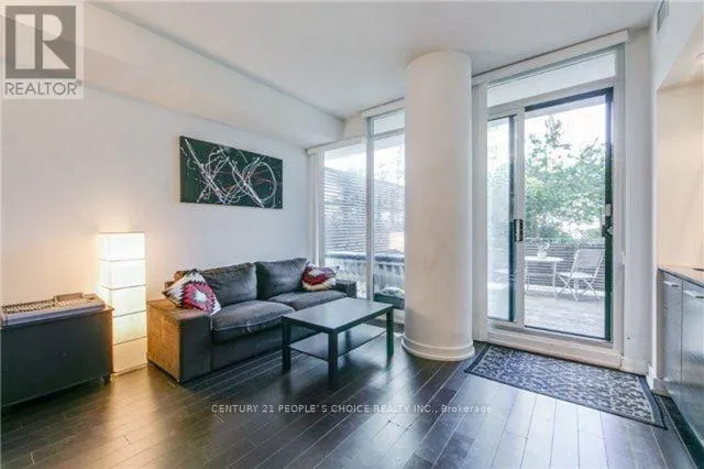 235 - 8 TELEGRAM MEWS