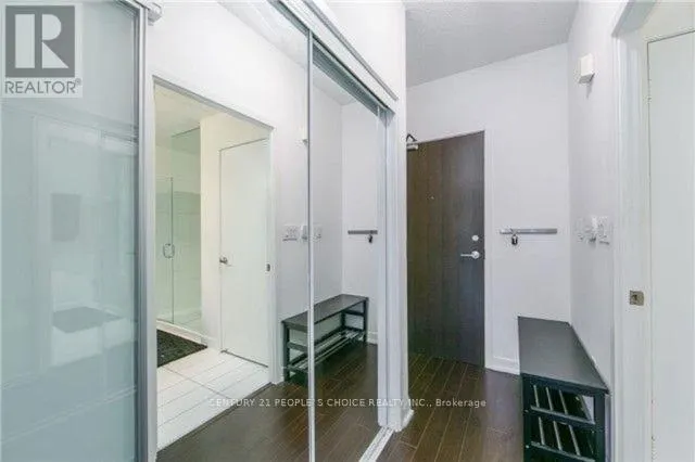 235 - 8 TELEGRAM MEWS