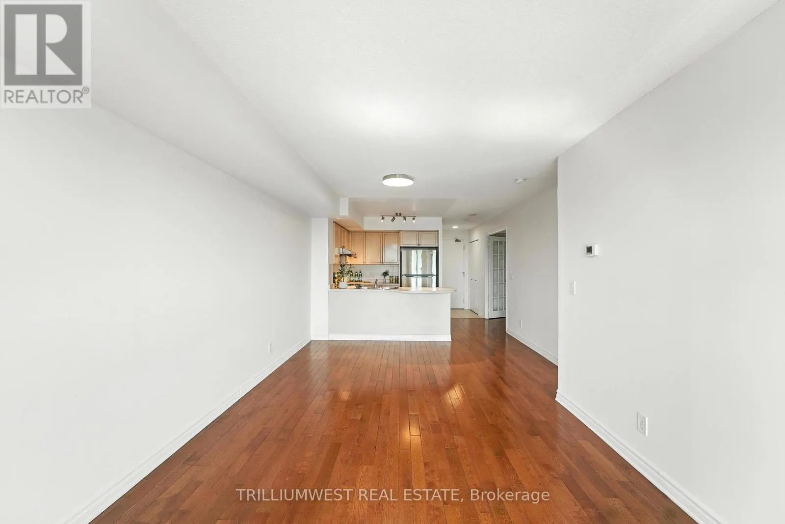 2111 - 17 BARBERRY PLACE