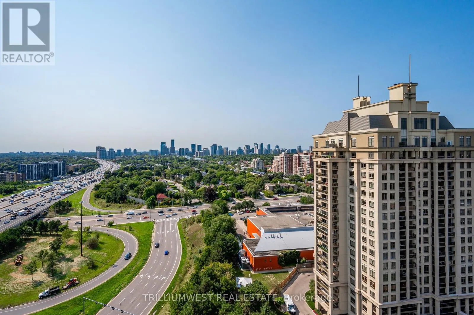 2111 - 17 BARBERRY PLACE