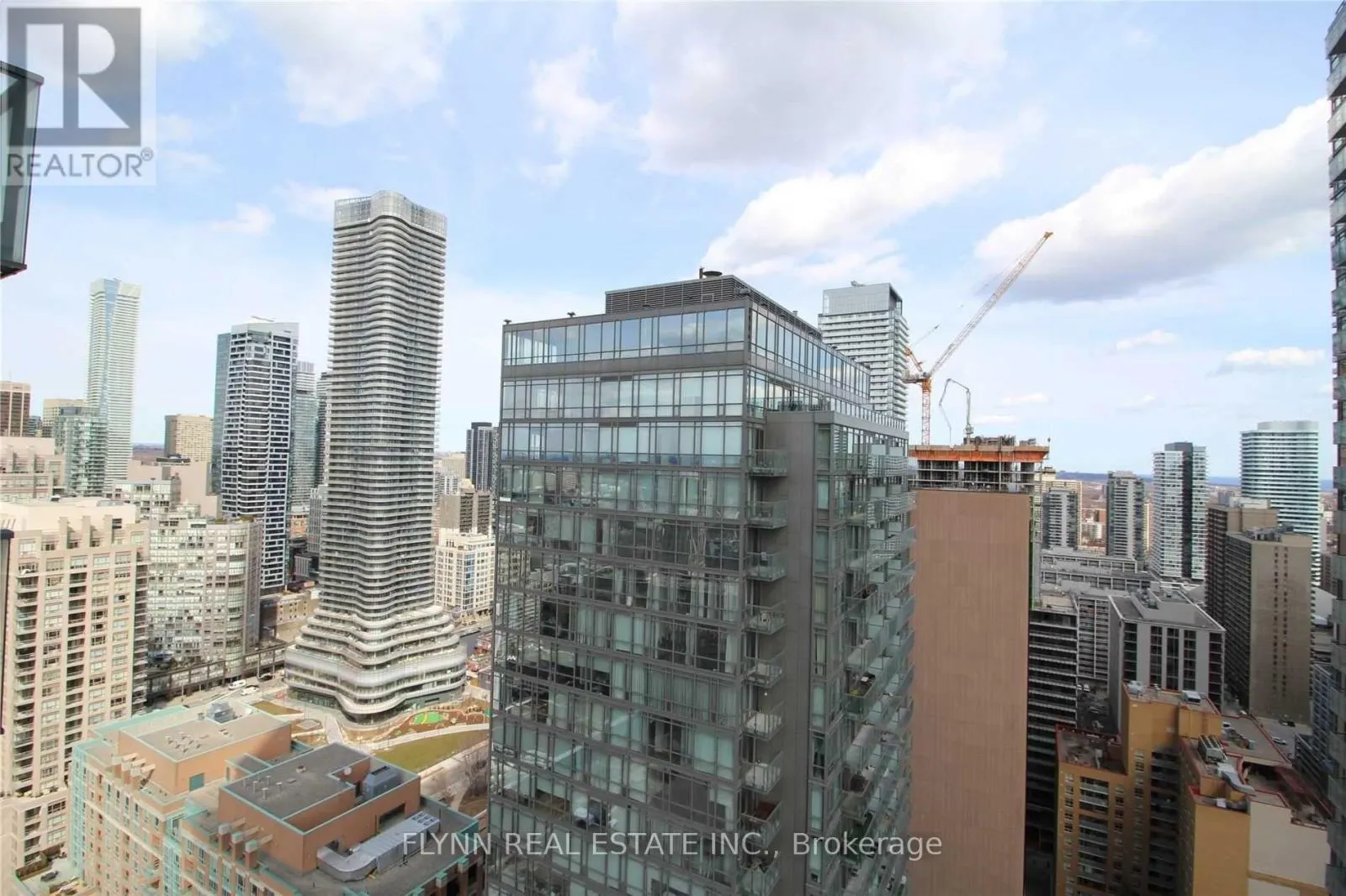3207 - 832 BAY STREET
