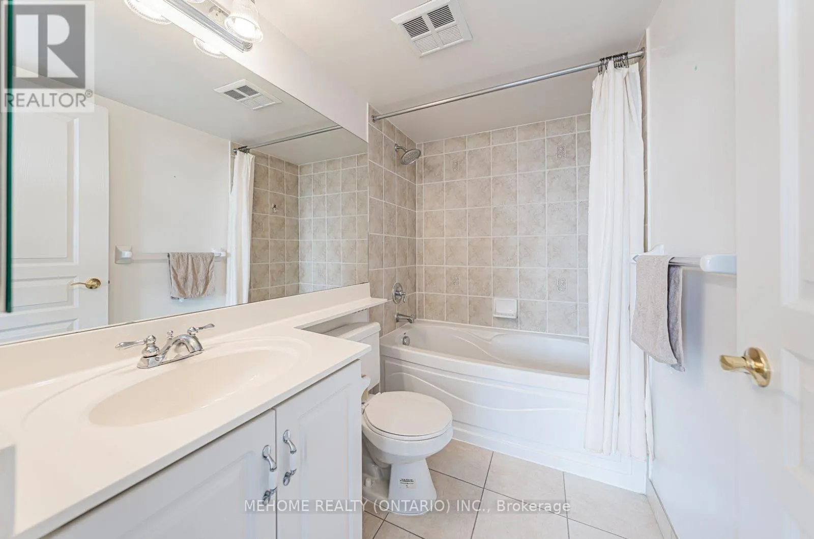 1304 - 10 NORTHTOWN WAY