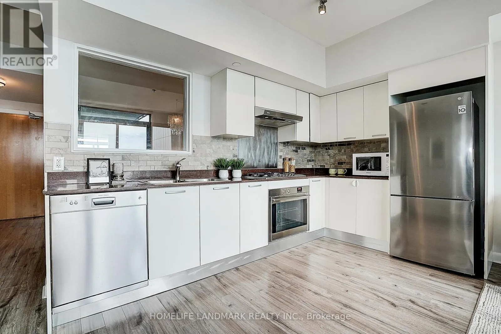 3103 - 375 KING STREET W