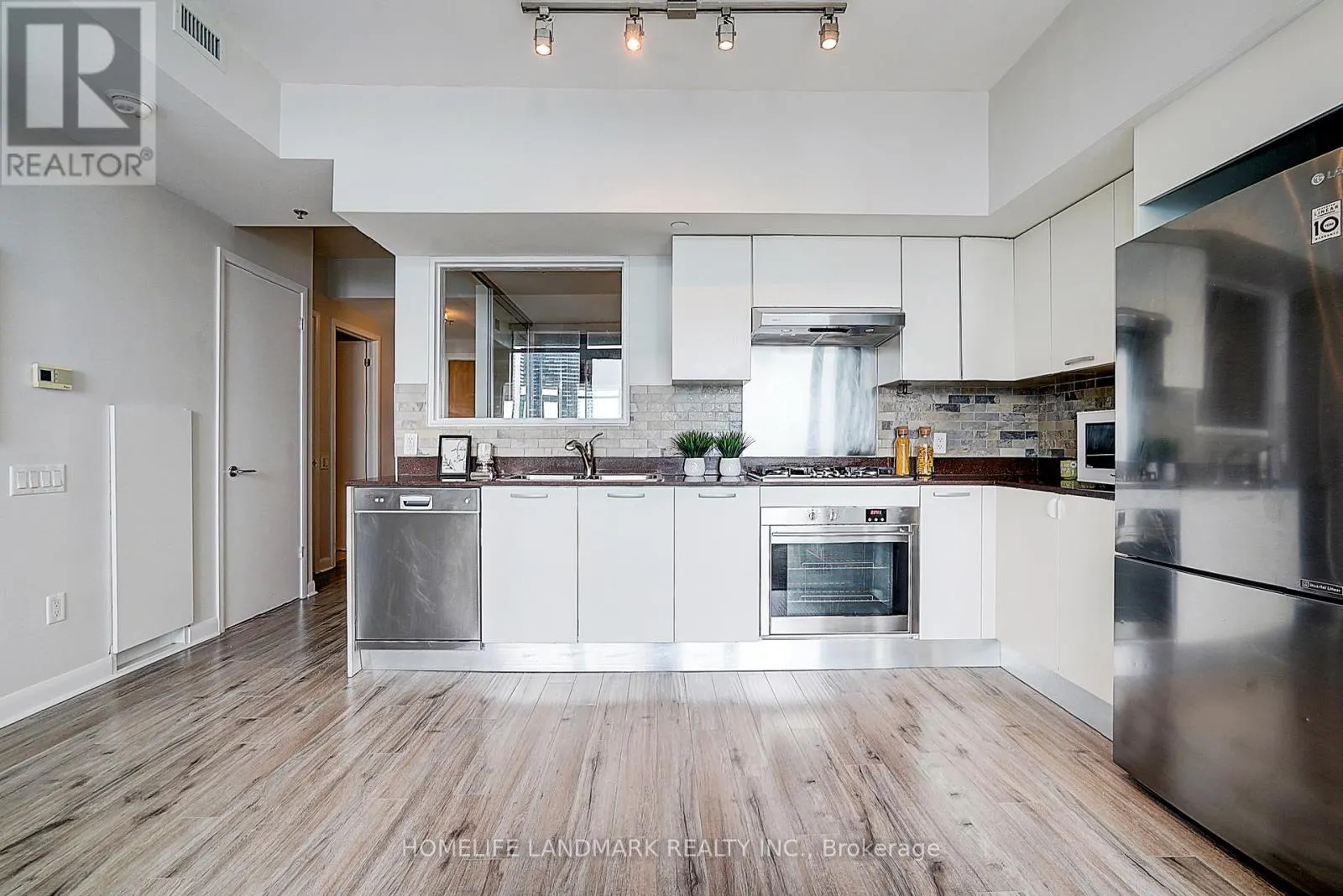 3103 - 375 KING STREET W