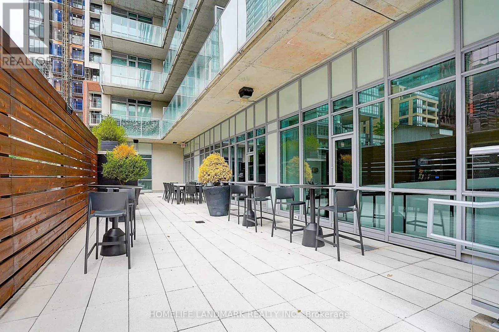 3103 - 375 KING STREET W
