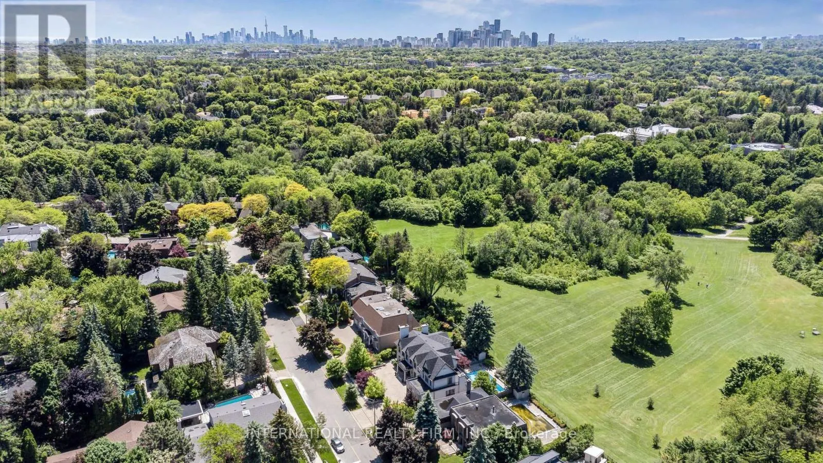 6 PENWOOD CRESCENT