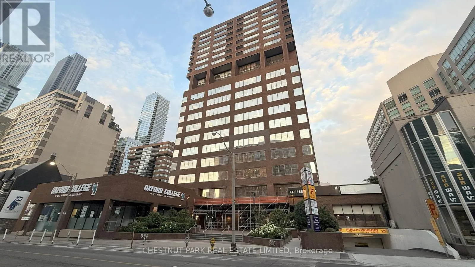 1707 - 914 YONGE STREET