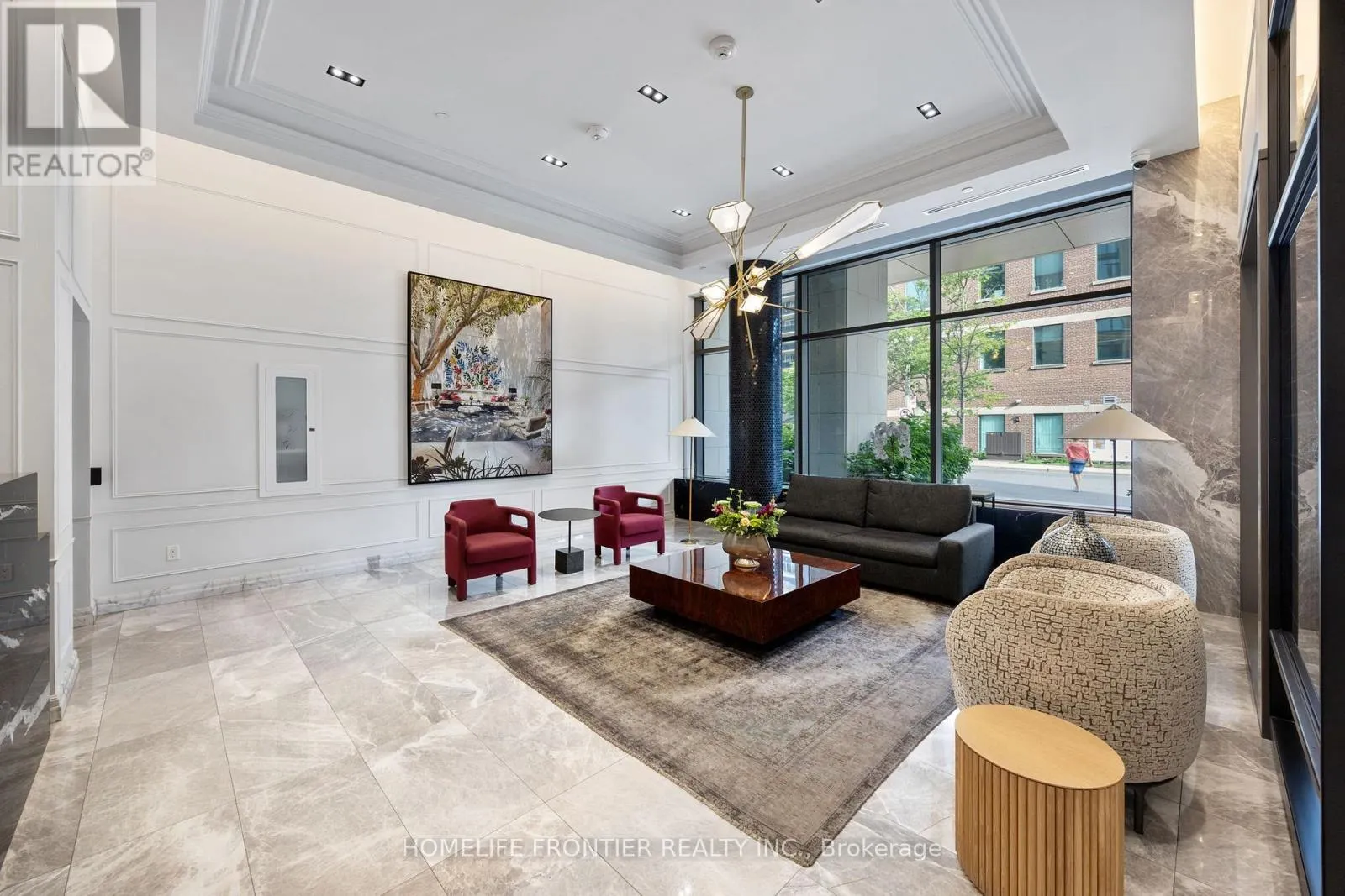 401 - 6 JACKES AVENUE