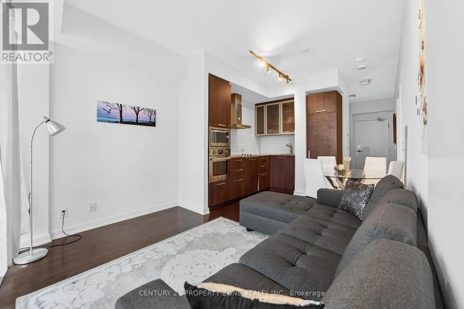 4409 - 14 YORK STREET