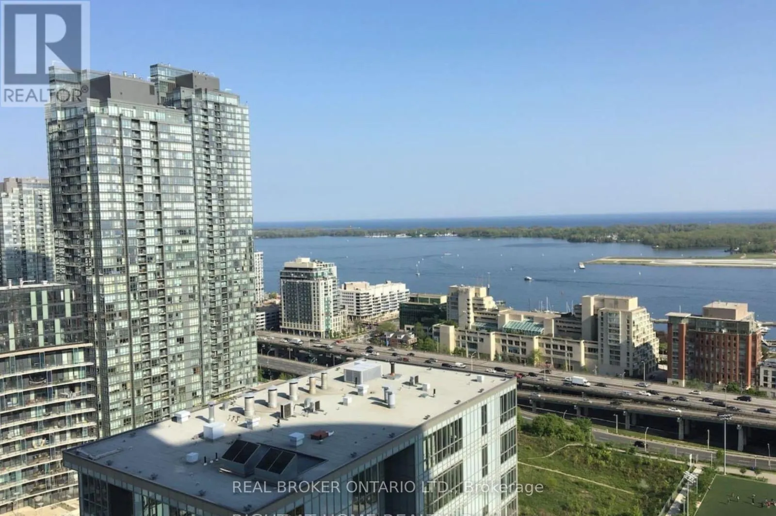 3203 - 15 ICEBOAT TERRACE
