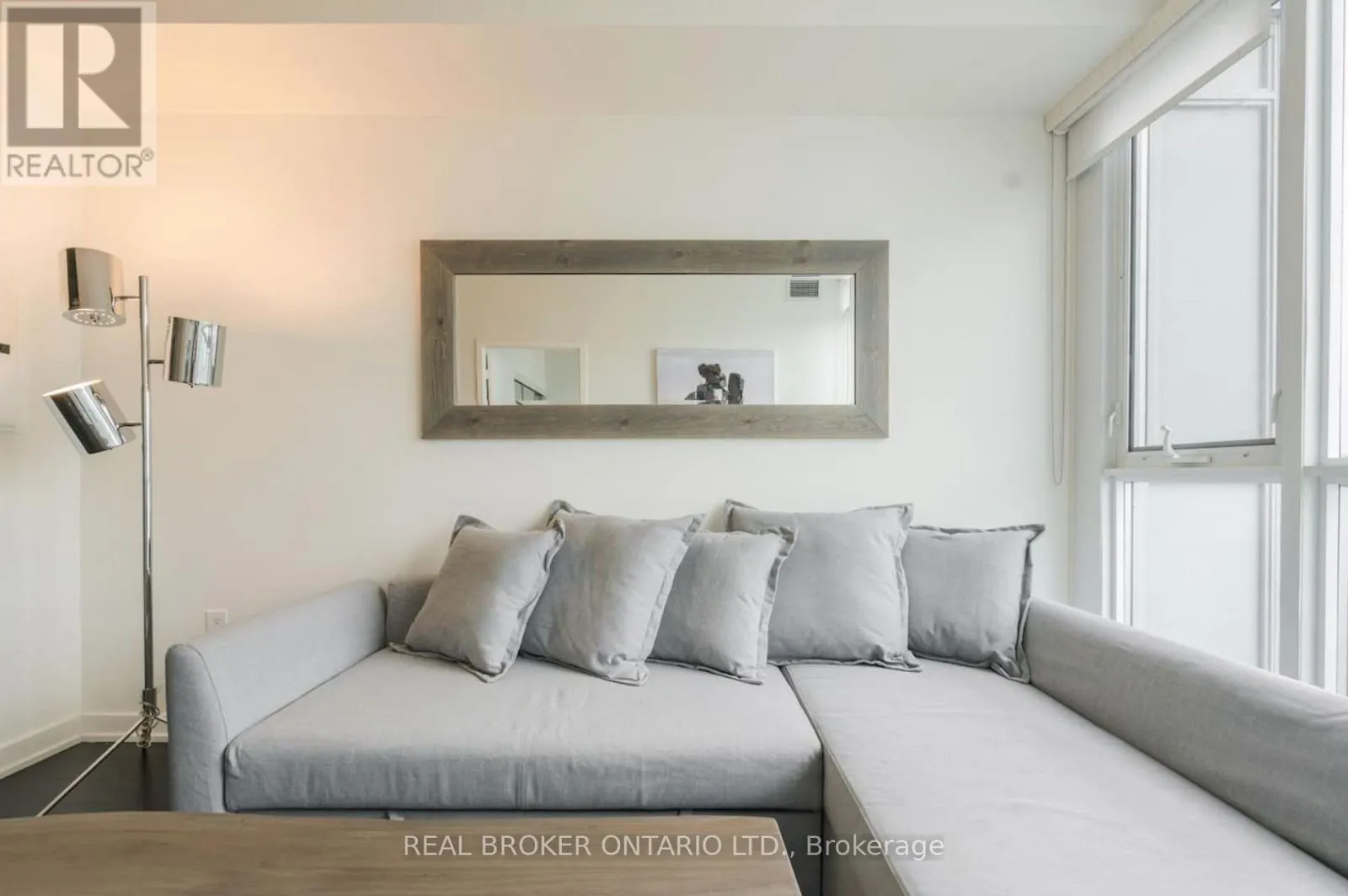3203 - 15 ICEBOAT TERRACE