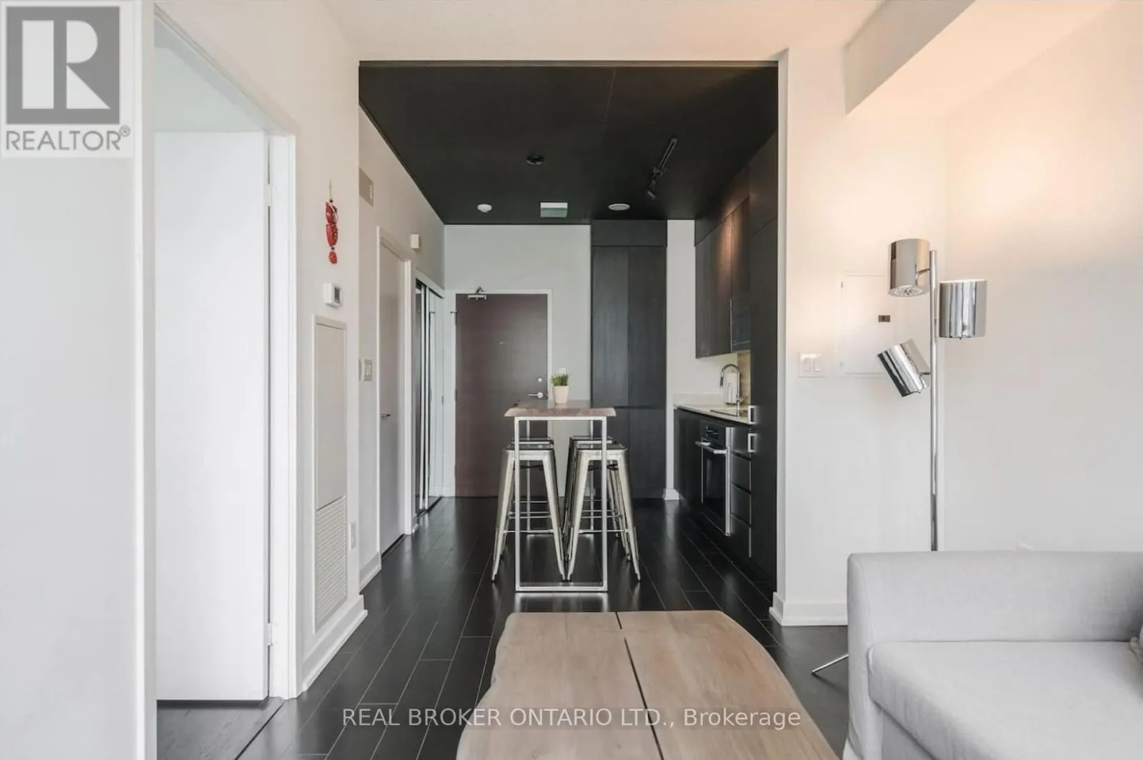 3203 - 15 ICEBOAT TERRACE