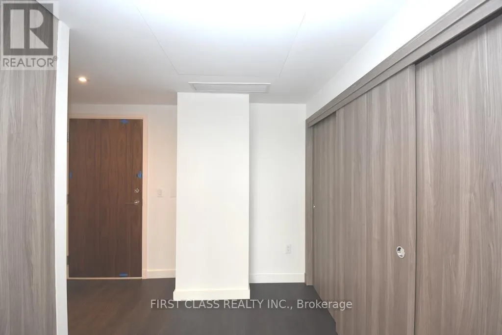 1707 - 25 MCMAHON DRIVE