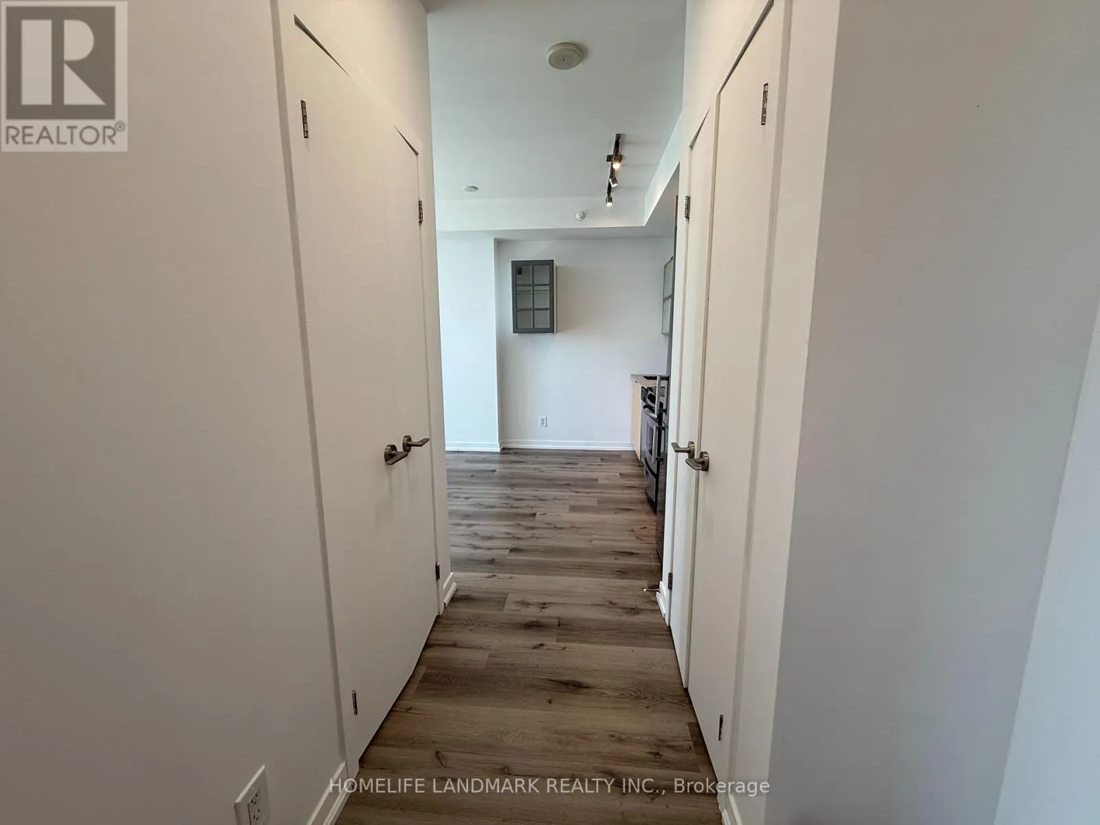1110 - 170 FORT YORK BOULEVARD
