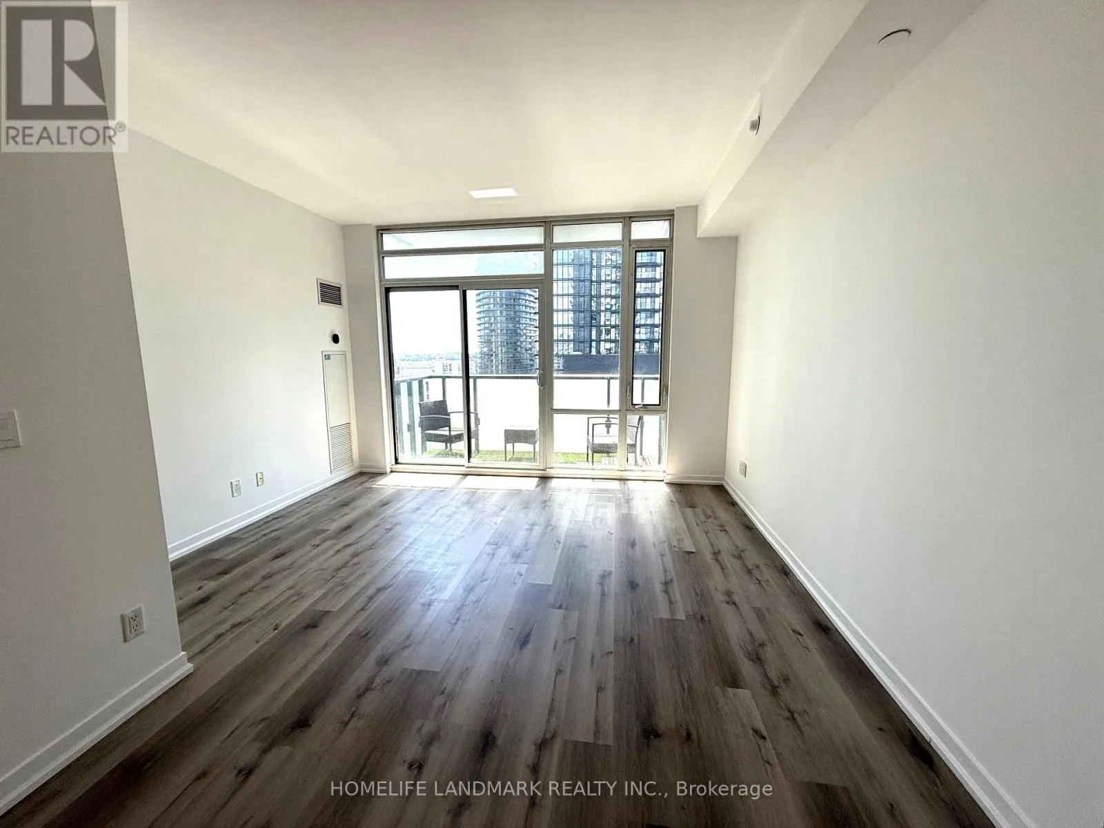 1110 - 170 FORT YORK BOULEVARD